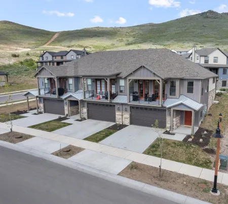 New -Sauna-Cold Plunge-Gym-Hot tub-Arcade-Views -Near Park City - 7 min DV East