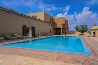 House in a traditional riad with swimming pool in 21 ha of greenery