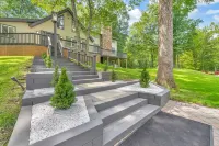 Secluded House by the Creek in charming Cresco