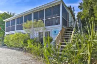 Pawleys Island House, - Steps to Beach and Creek! - 3-Star