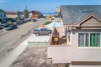 HOME AWAY FROM HOME BEACH HOUSE!!!