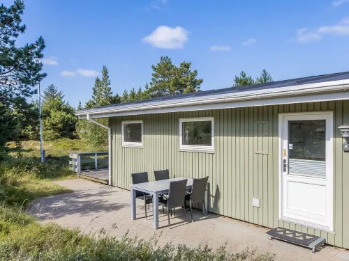 "Silva" - 3.9km from the Sea - Hot Tub