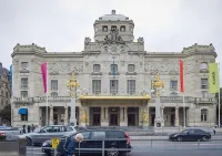 Unique Hotel Hotels near Drottninggatan