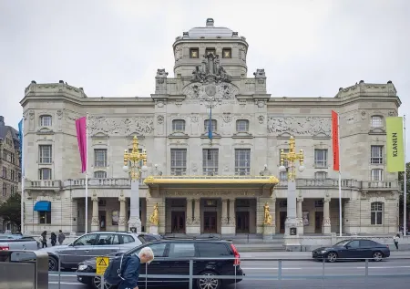 Unique Hotel