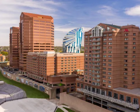 Cincinnati Marriott at RiverCenter Hotels in Covington