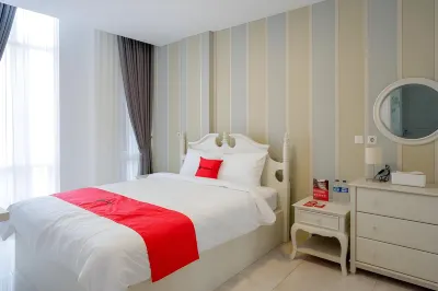 Reddoorz Plus @ Madukoro Raya Semarang Hotel dekat Cagar Budaya MIN GROUP (Rafi Mintardi S.H.,S.E.,M.H.,M.M.)
