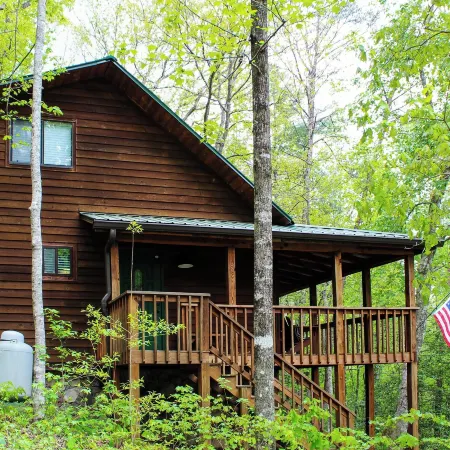 Sautee Nacoochee Mtn Paradise w/ Spacious Deck!