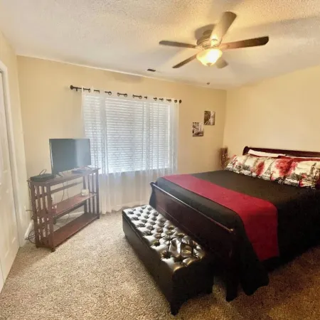 The Get-Away-Spot| Cozy & Spacious| Close to base