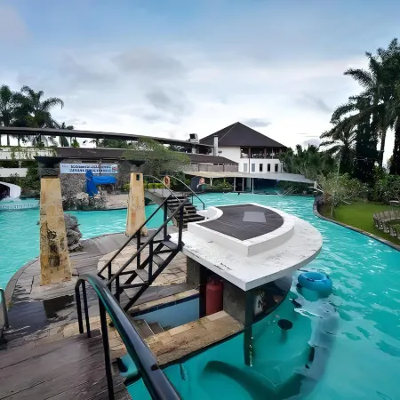 Klub Bunga Theme Park Hotel