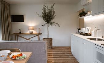 Imago Houses 2 - by MET