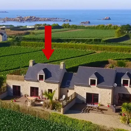 Stone House in Cleder near Sandy Beach
