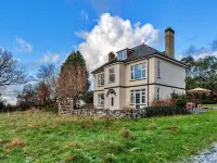 Country House in Snowdonia near Barmouth Beach Hotels in Dyffryn Ardudwy