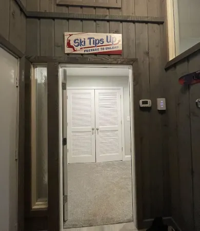 Ski, Ride,Relax, Read in this Exclusive Luxury, family friendly Vermont getaway