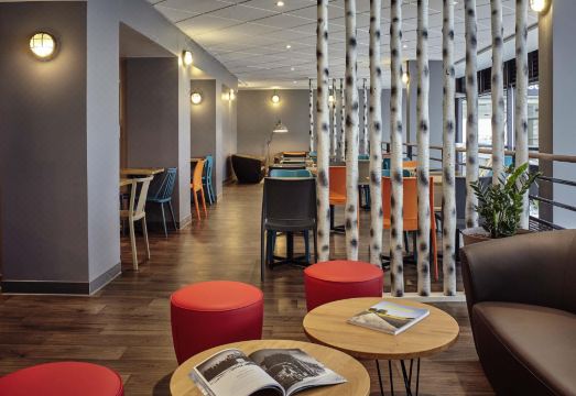 1. 호텔F1 파리 ..