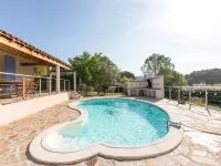 Sunny Roquebrun Getaway Hotels in Roquebrun