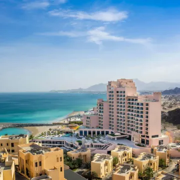Fairmont Fujairah Beach Resort