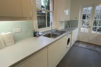 House - Sleeps 6 - Garden - Parking - 3 stjerner