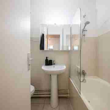 The sun of Nice Rooms