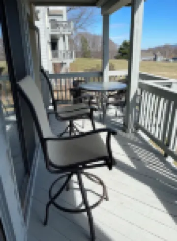 Romantic SML Penthouse, Bernard’s Landing. Smith Mountain Lake 3 Pools