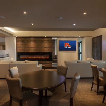 Hôtel & Suites Normandin Québec