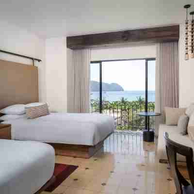 Los Suenos Marriott Ocean & Golf Resort Rooms