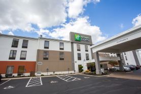 Holiday Inn Express WILMINGTON by IHG