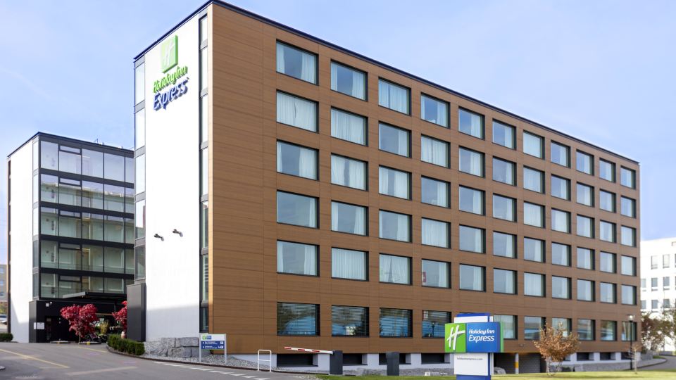 Holiday Inn Express ZÜRICH AIRPORT by IHG