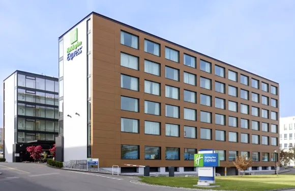 Holiday Inn Express 蘇黎世機場智選假日酒店