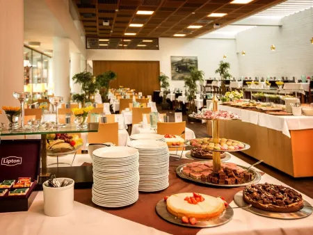 Gustavelund Hotel Отели в г. Nurmijarvi