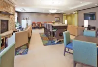 Holiday Inn Express & Suites ST. JOSEPH by IHG - breakfast