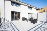 Modern Air-Conditioned Apartment with Large Terrace in Central Pau Hotels near PAU Station