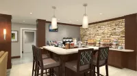 Staybridge Suites DENTON by IHG - Frühstück