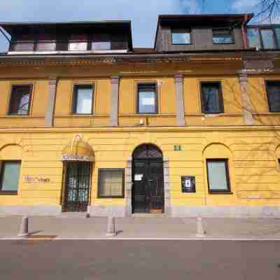 Most Hostel Hotel Exterior