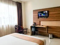 M-One Hotel Bogor Hoteles cerca de Pesona Cilebut