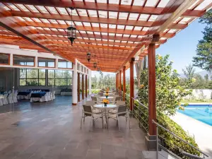 聖何塞德普姆波基多機場阿桑德連鎖飯店