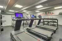 Walk to Lifts and Village! Killington Mountain Condo - Fitnessstudio