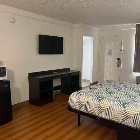 Studio 6 Suites Euless, TX – DFW West