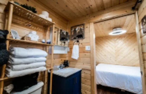 Cozy Big Lake Cabin Retreat with Washer & Dryer and Private Hot Tub & Sauna
