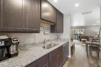 힐사이드 로지 - 음악 공연장 및 야외 즐기기