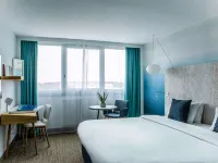 Hôtel Mercure Vannes le Port バンヌのホテル