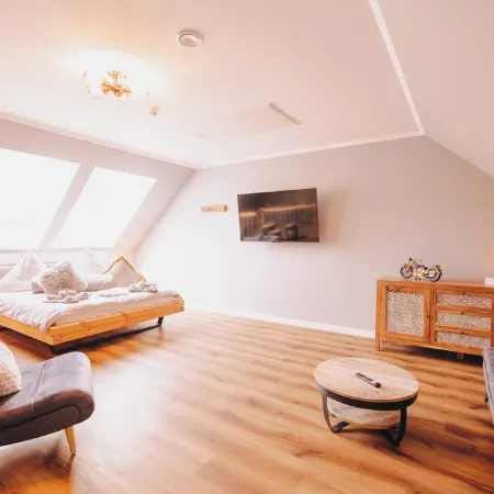 Hünzinger Dorfschmiede - Holiday apartment Eichhörnchen