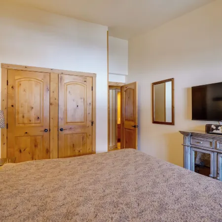 Walk to Copper Mountain Lifts Mtn-View Condo