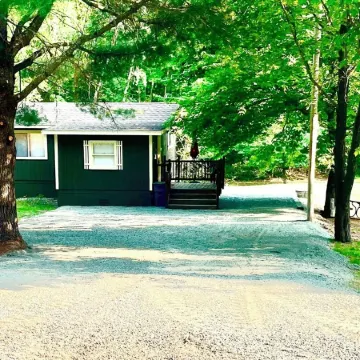 Cozy Ski Retreat on Utv/Snowmobile Trail