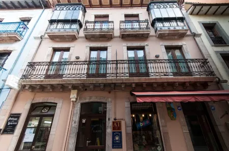 Apartamentos Turísticos Llanes Отели в г. Льянес