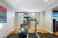 Magnificent Ocean View; Walk to beaches and town Hotels in Swampscott