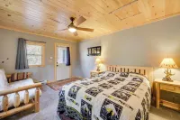 Cozy Benoit Lake Cabin w/ Hot Tub & Views - 3성급