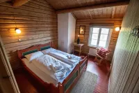 Skotten Seter - Bed & Husky Hotels in Favang