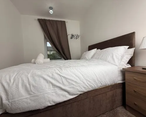 Urban Calm Spacious 3-bed Home With Free Parking Hotele w: Rotherham District