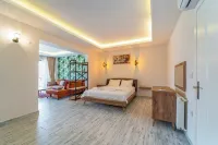 Nakas Suites - balcony