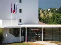 Mercure Aix-Les-Bains Domaine de Marlioz - Hôtel & Spa - parking